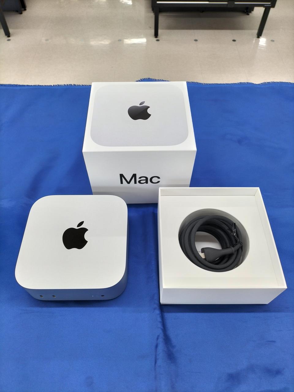 APPLE 型番：MU9D3J/A MAC MINI