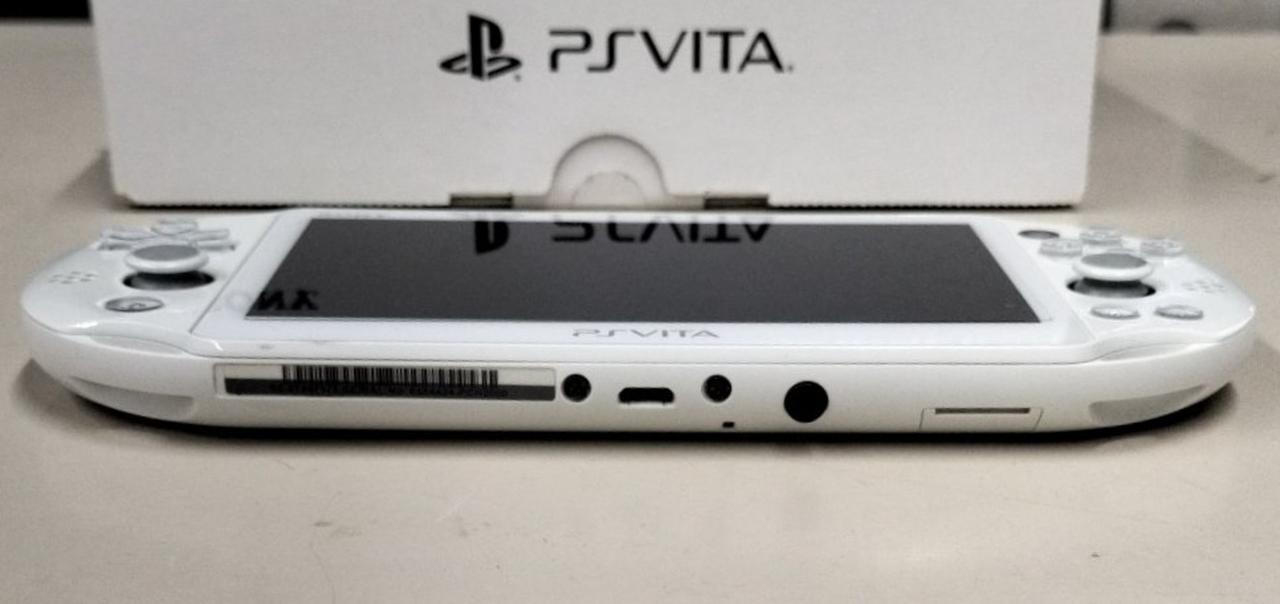 PlayStation Vita - 新品未開封おまけつき　ガンダムブレイカー スターターパック Amazon | PlayStation Vita ガンダムブレイカー スターター