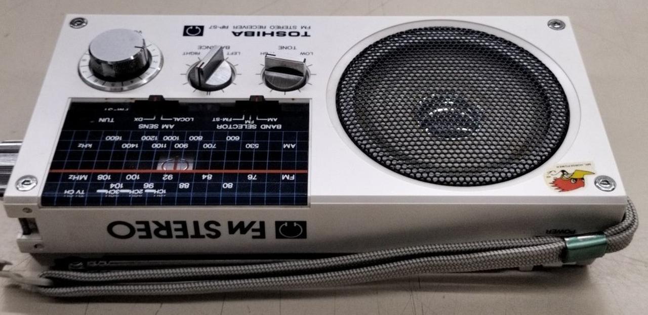 ラジオ・コンポ Toshiba RP-252NS ラジオ・コンポ Toshiba RP-252NS BCL ラジオ 東芝【RP- 252NS