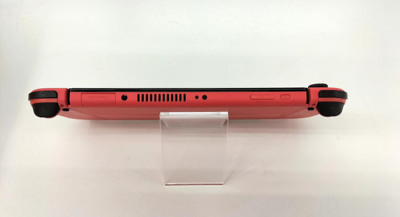 Nintendo Switch 有機ELモデル マリオレッド　プロコン　数回使用 任天堂株式会社 ニュースリリース :2023年8月31日 - マリオの赤