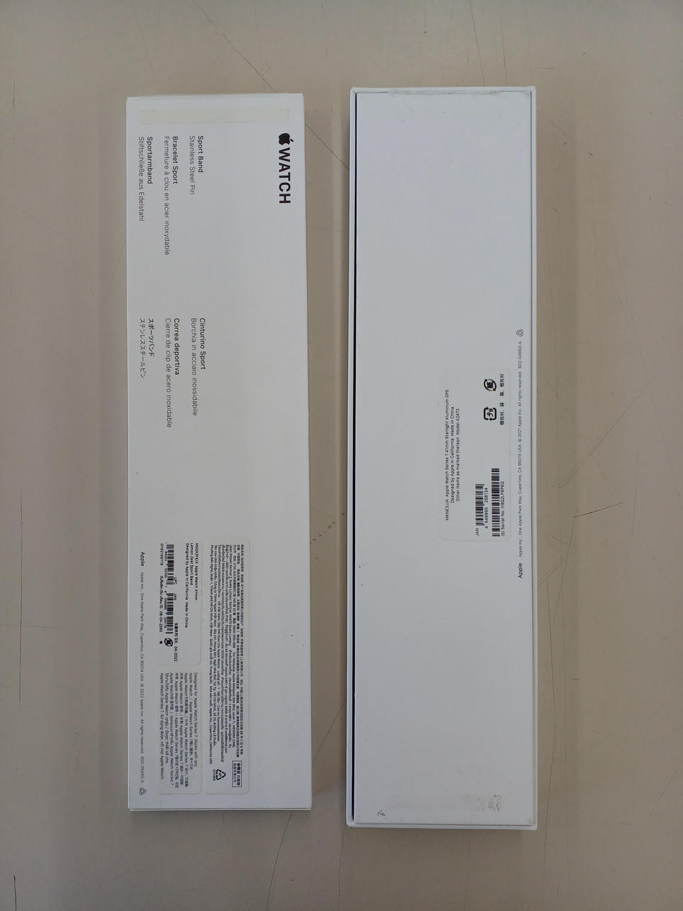 化粧箱に汚れあり、