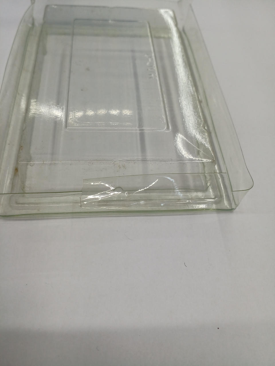 内箱やぶれあり