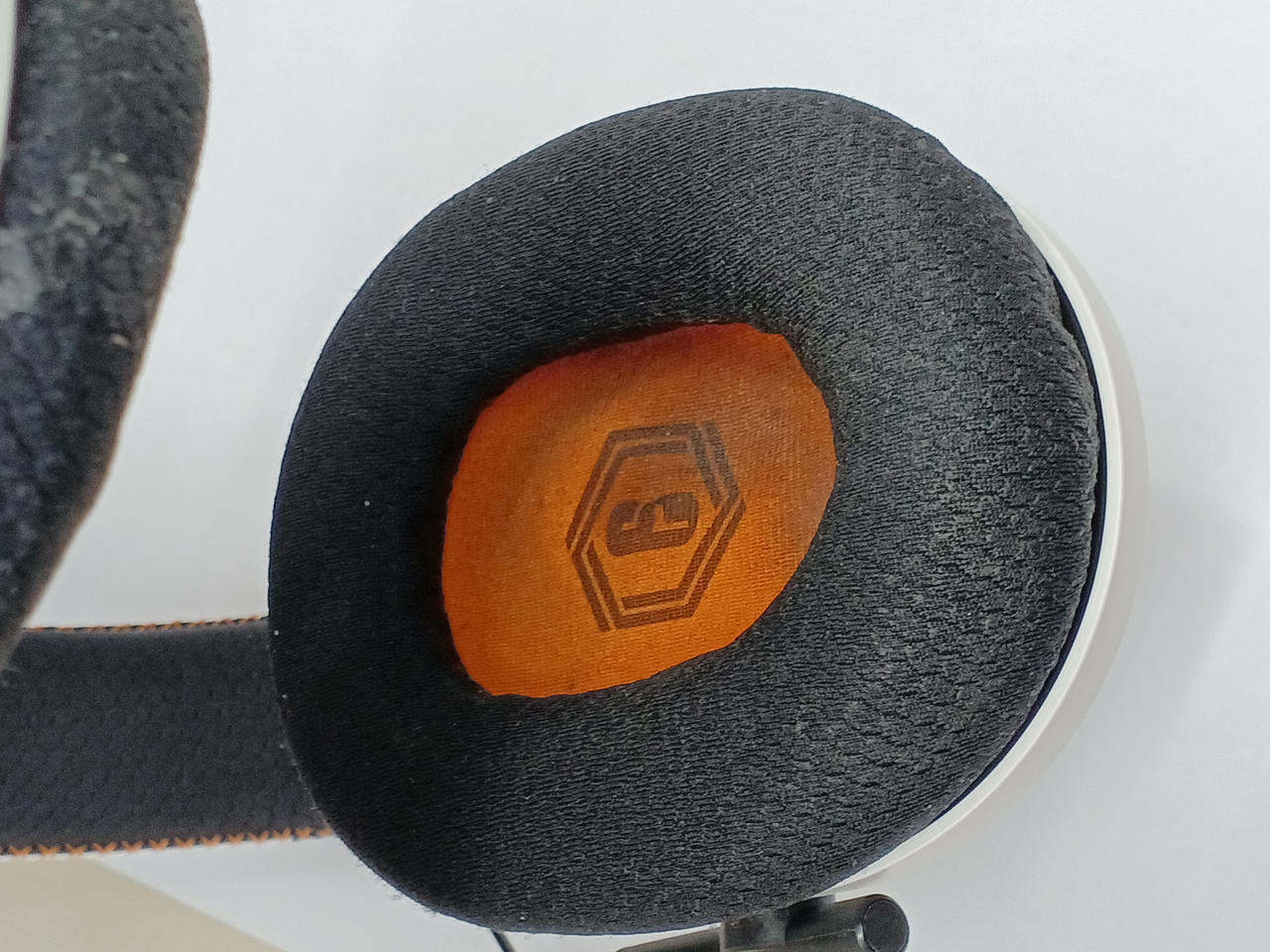 イヤーパットヨゴレあり