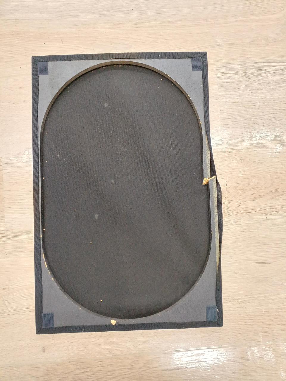 サランネット木材部分折れてます