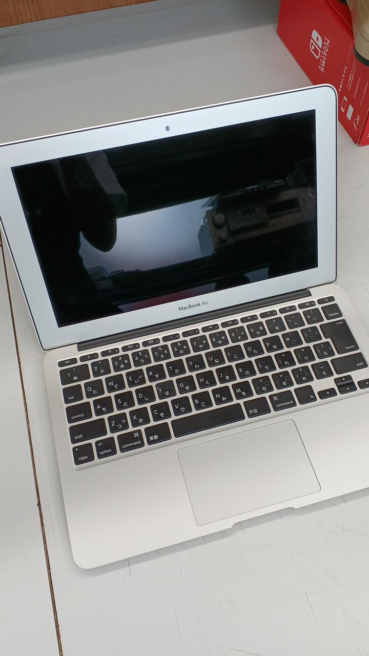 アップルコンピュータジャパン(APPLE)|MACBOOK AIR (11-INCH, MID 2012