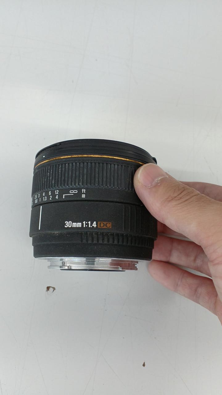 SIGMA|SONY用大口径標準単焦点レンズ|【ハードオフ公式通販】オフ