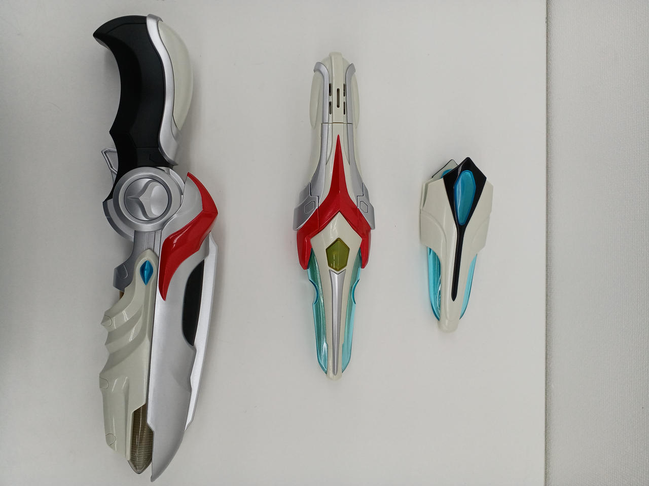 バンダイ(BANDAI)|ULTRA REPLICAエボルトラスター＆ブラスト