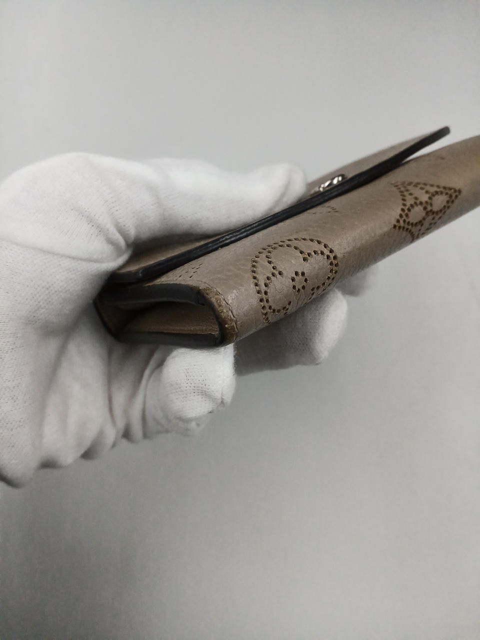 ルイヴィトン(LOUIS VUITTON)|マヒナポルトモネアナエガレ