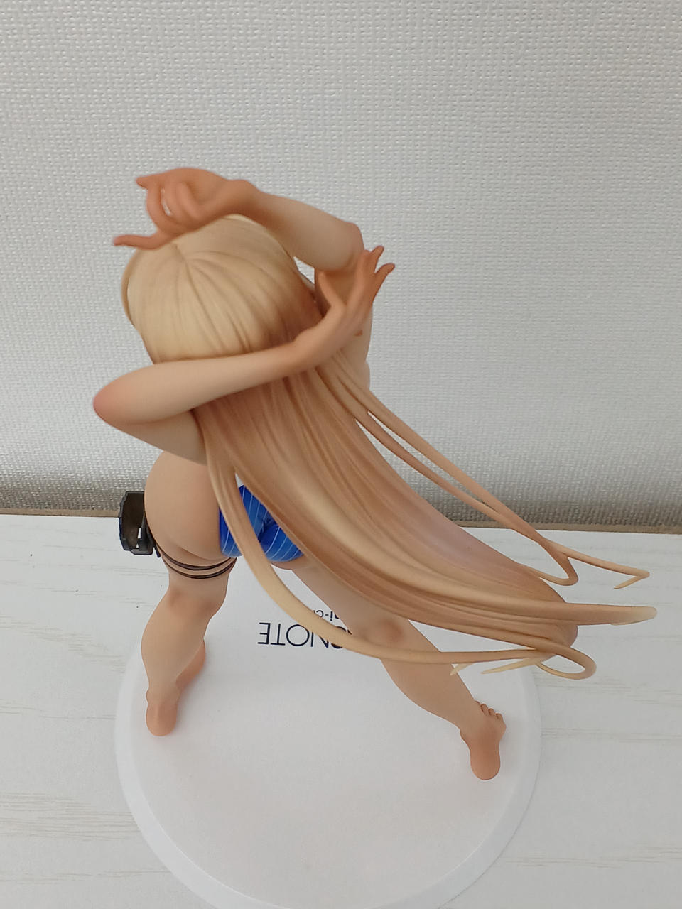 【極美品】AMAKUNI 水泳部のコウハイちゃん 1/7スケールフィギュア AMAKUNI (アマクニ) フィギュア 水泳部のコウハイちゃん赤色