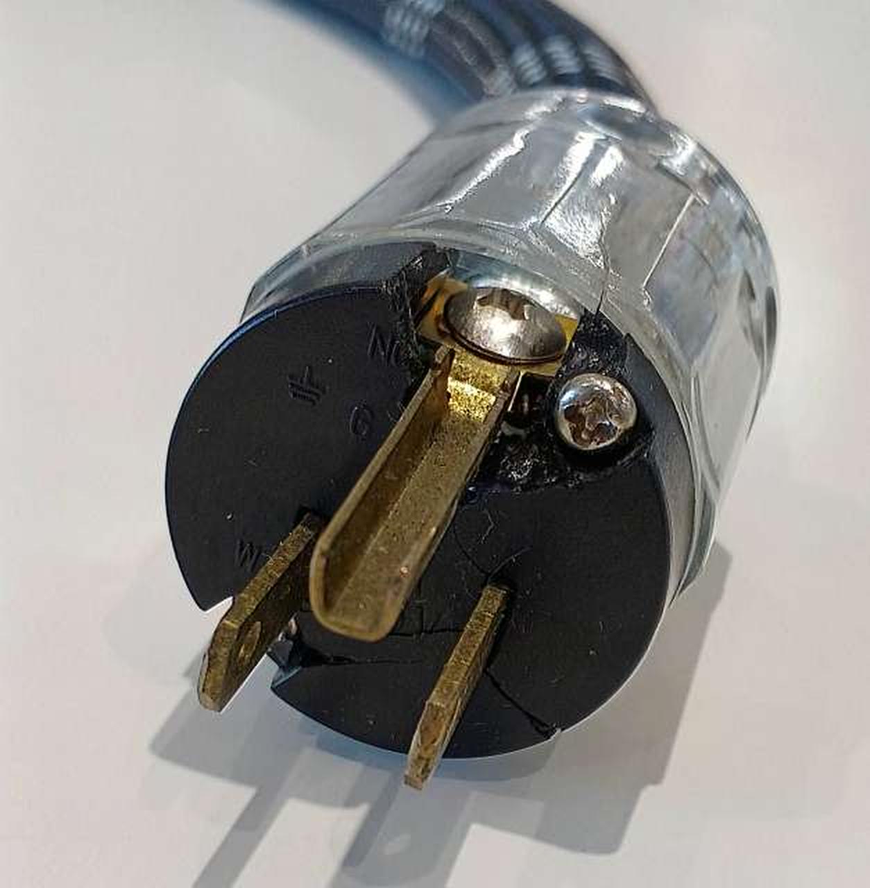 プラグ破損あります。