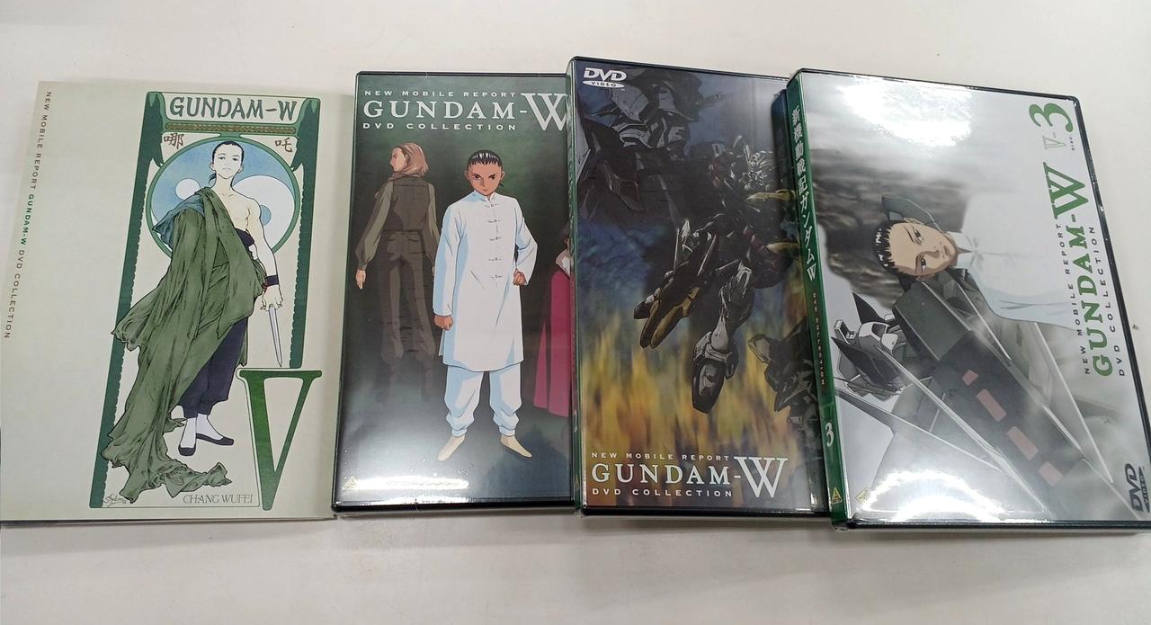 機動戦士ガンダムW DVD COLLECTION I～Ⅴ 中古 バンダイビジュアル(株)|新機動戦記ガンダムW DVD COLLECTION 5