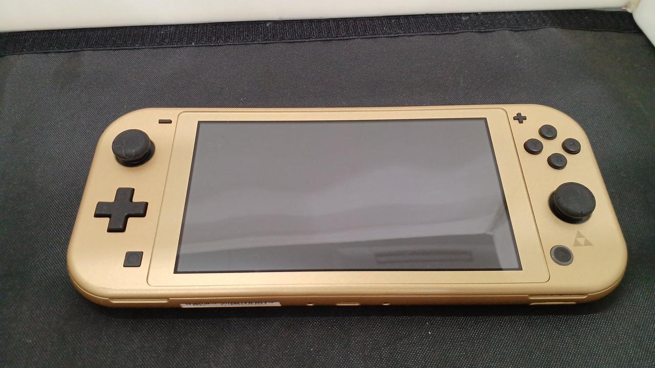 バ*ソ様 美品 Nintendo Switch Lite - Hyrule Ed バ*ソ様 美品 Nintendo Switch Lite - Hyrule Ed バ*ソ様 美