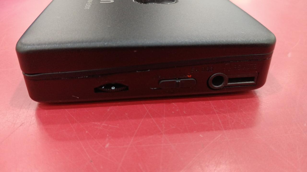 迫力音オススメWM-EX511 ブラックSONYカセットウォークマン可動品F 楽天市場】ソニーグループ SONY ブルー カセットウォークマン WM-EX511