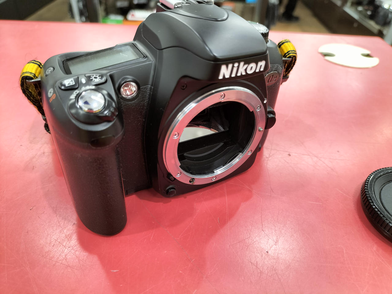 Nikonのフィルムカメラ ニコン(NIKON)|フィルムカメラボディ|【ハードオフ公式通販】オフ