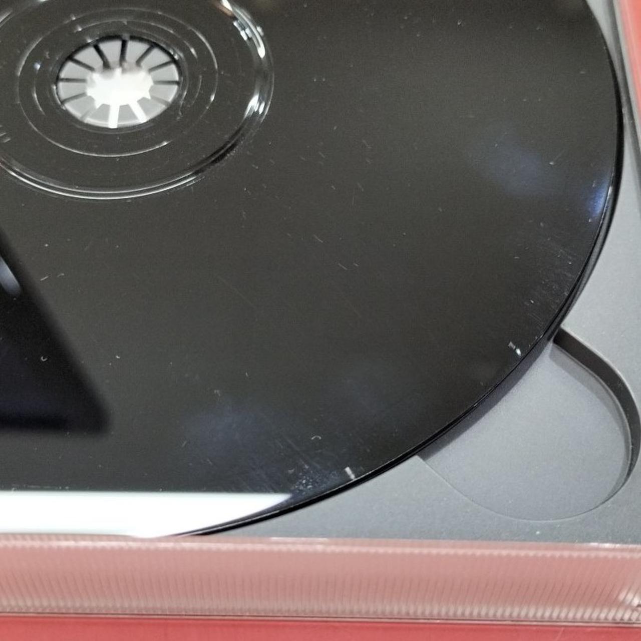 ディスク盤面一部白いモヤあります。