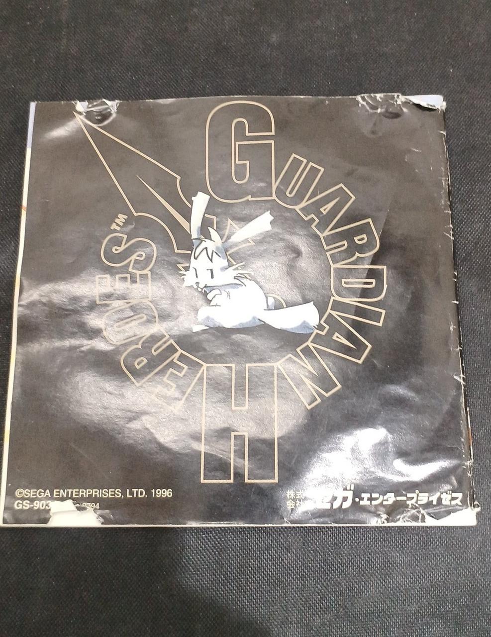 ブックレットに傷みあります