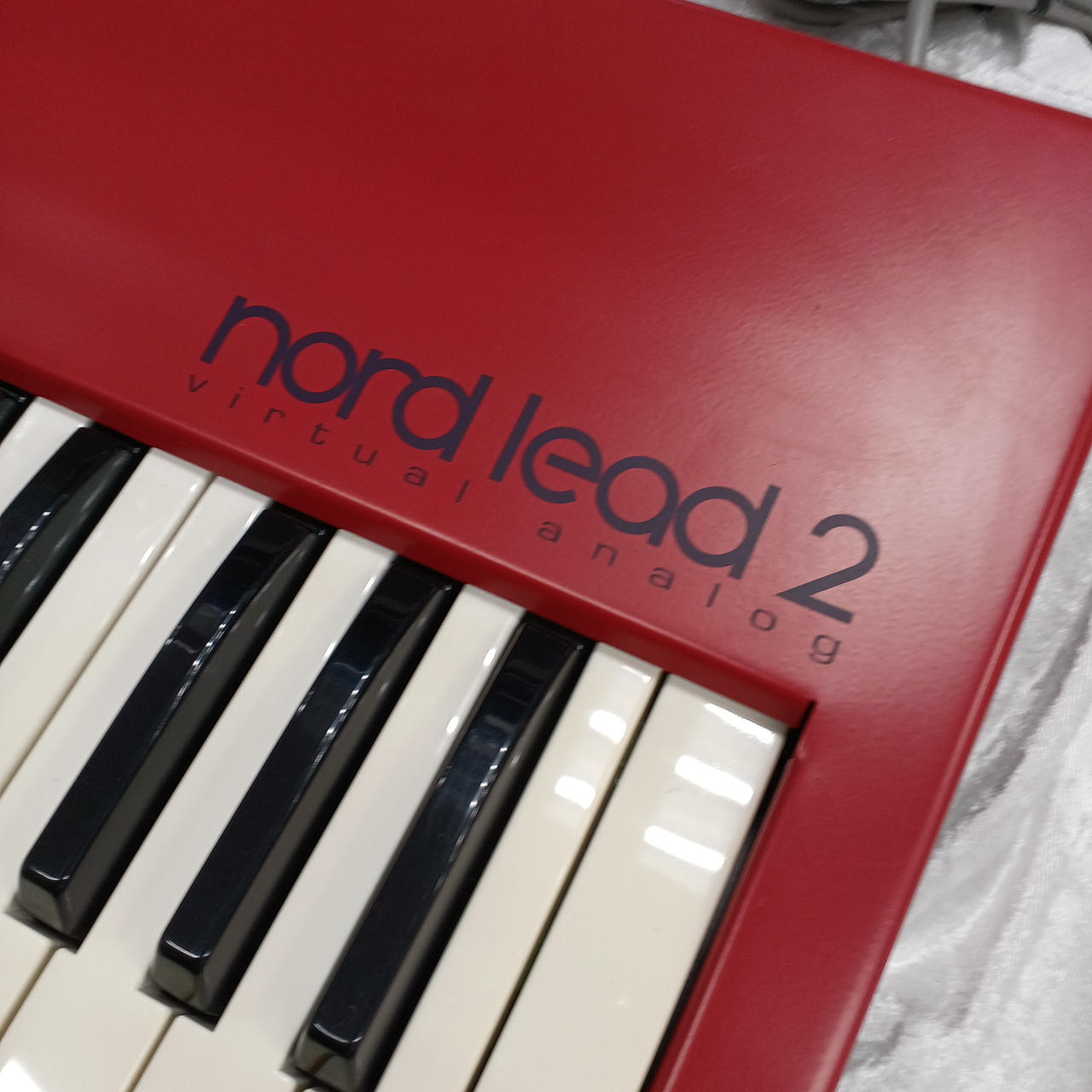 Nord Lead 2 シンセサイザー 49鍵 ジャンク音出ません電源つきます Nord Lead 2 シンセサイザー 49鍵 ジャンク音出ません電源つきます