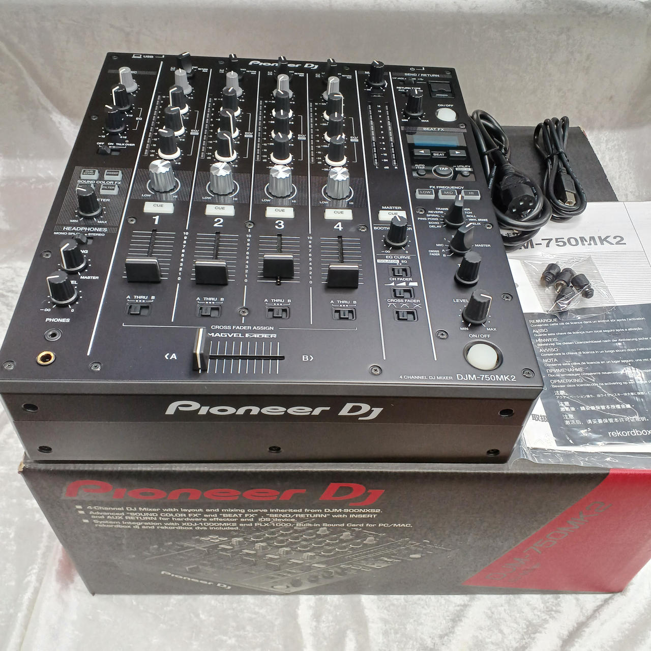 Pioneer DJM-750MK2 美品｜動作品・付属品完備・元箱あり Pioneer DJ DJM-750MK2 + DECKSAEVR製 本体保護カバーセット