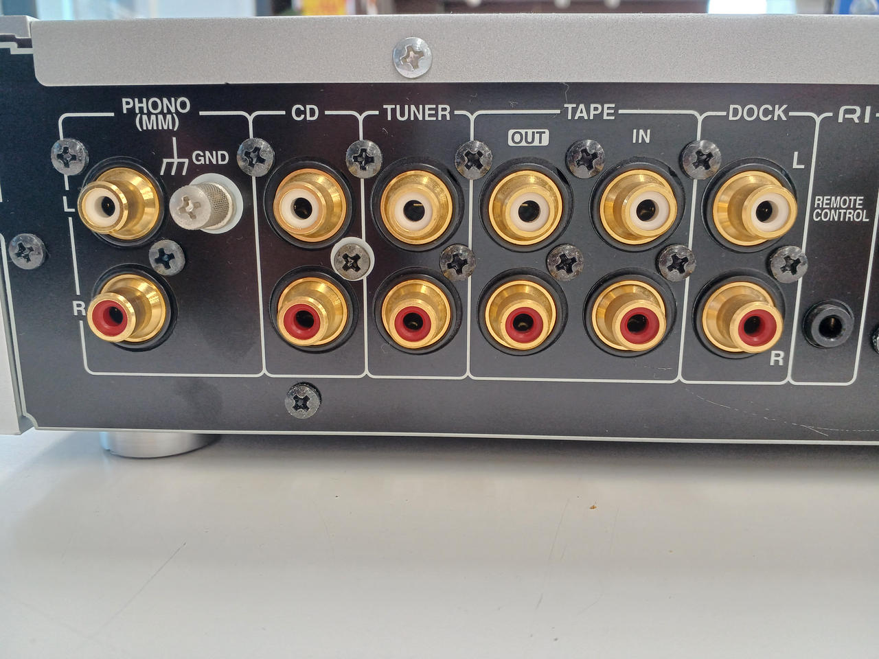 プリメインアンプ Accuphase/プリメインアンプ/E-280のご紹介です。