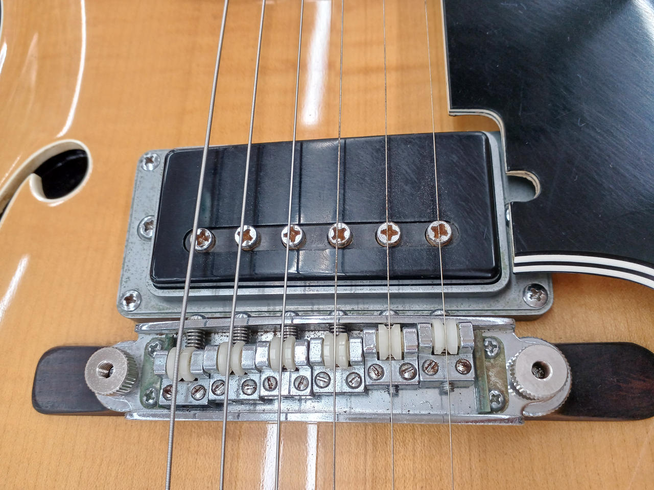 ビンテージ美品！YAMAHA Pro仕様セミアコタイプフルアコ！ ヤマハ(YAMAHA)|セミアコ|HARDOFFオフモール（オフモ
