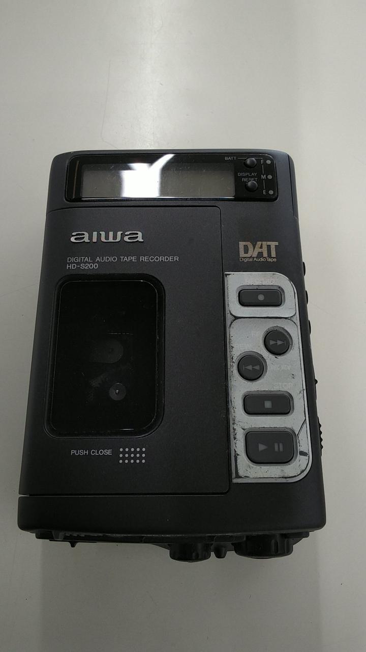aiwa HD-S200 DAT デジタルオーディオテープレコーダー aiwa HD-S200 DAT デジタルオーディオテープレコーダー AIWA HD