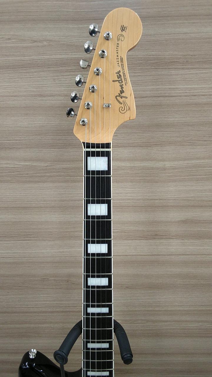 ギター fender Squier by Fender SONIC STRATOCASTER HT Maple Fingerboard