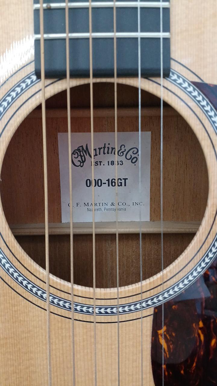 Martin OOO-16GT 2012年製 ハードケース付 アコギ Martin OOO-16GT 2012年製 ハードケース付 アコギ Martin