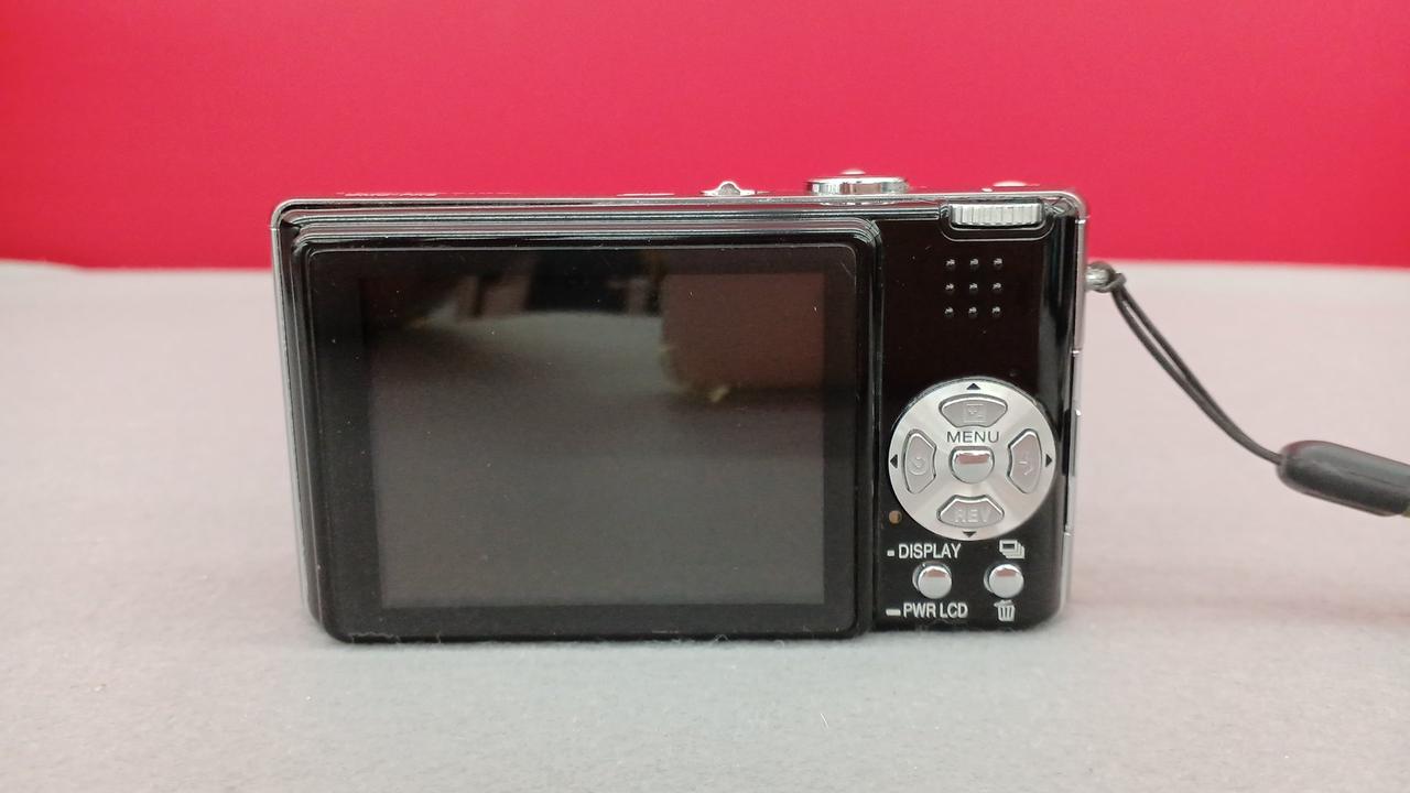 DMC-FX8 コンパクトデジタルカメラ ブラック Amazon.co.jp: パナソニック DMC-FX8-K LUMIX グロスブラック