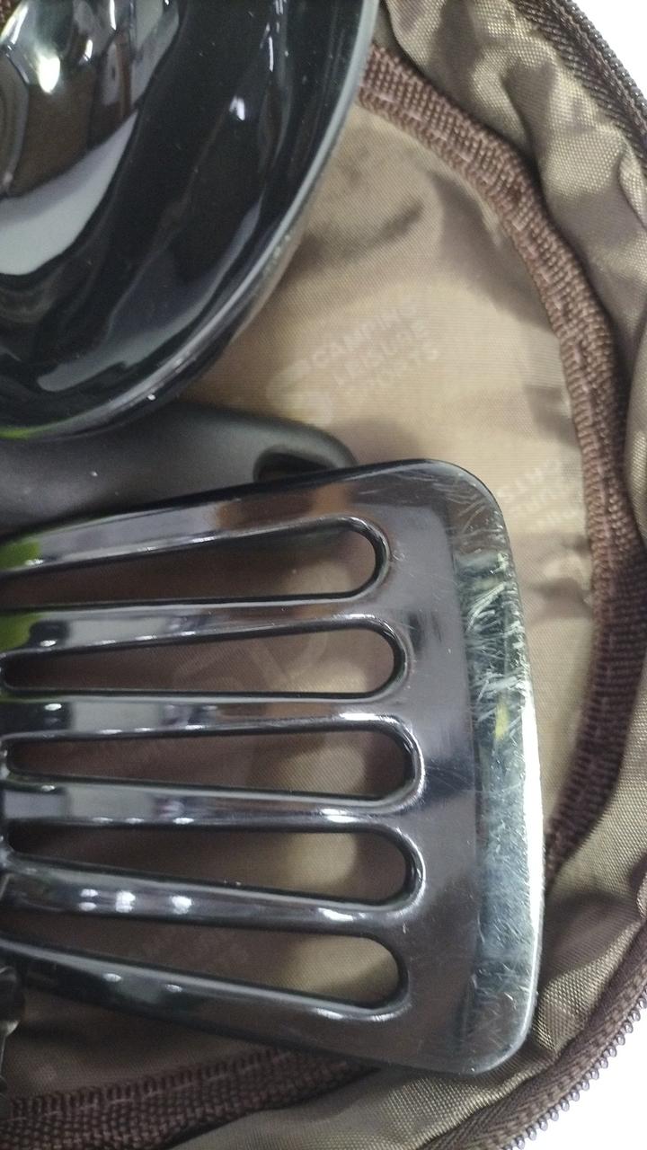 キズ有ります。