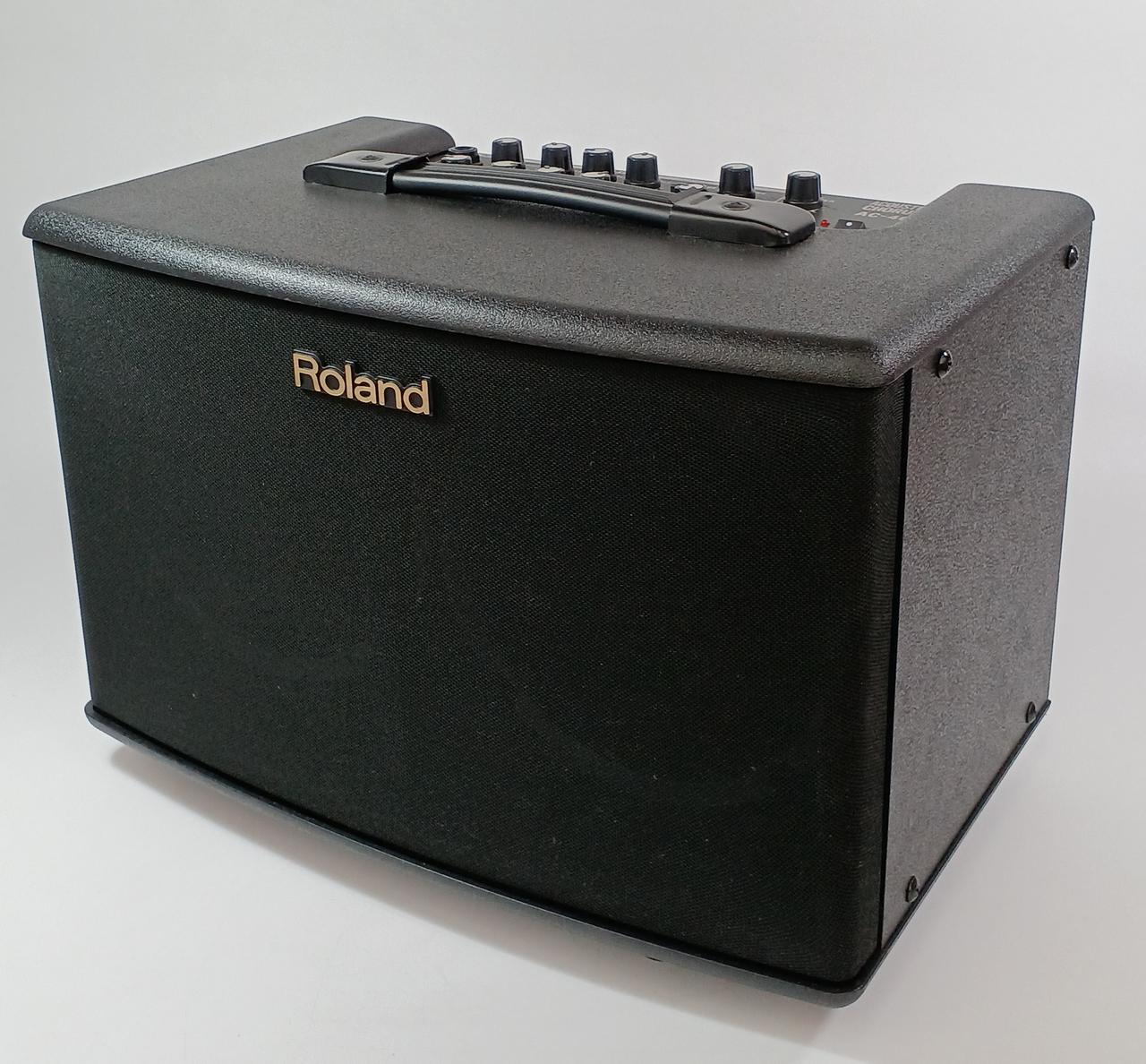 Roland AC-40 　ローランド・アコースティック ギターアンプ 動画でレビュー!! J-Guitar試奏室 > 【Roland AC-40 Acoustic