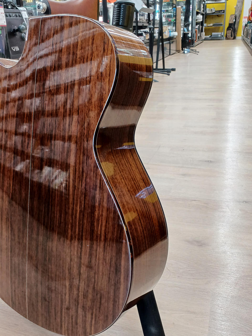 Burns フルアコースティックギター ビザール Yahoo!オークション - Burns ビザールギター 1960年代 国産 TEISCO