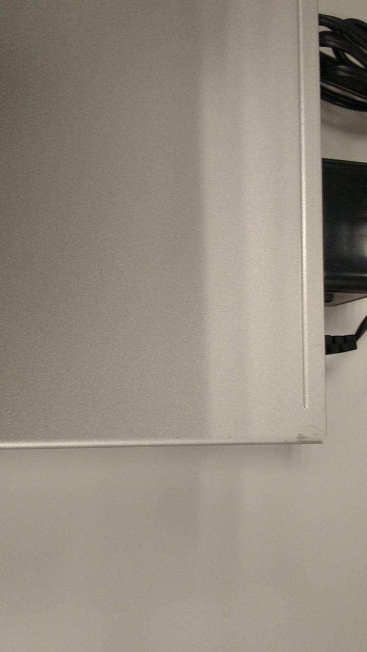 キズが見受けられます