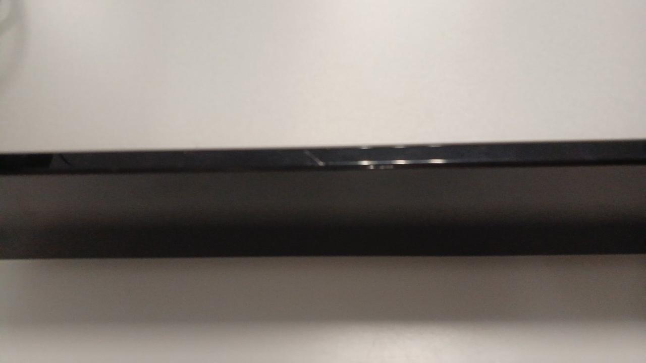 側面にキズあり