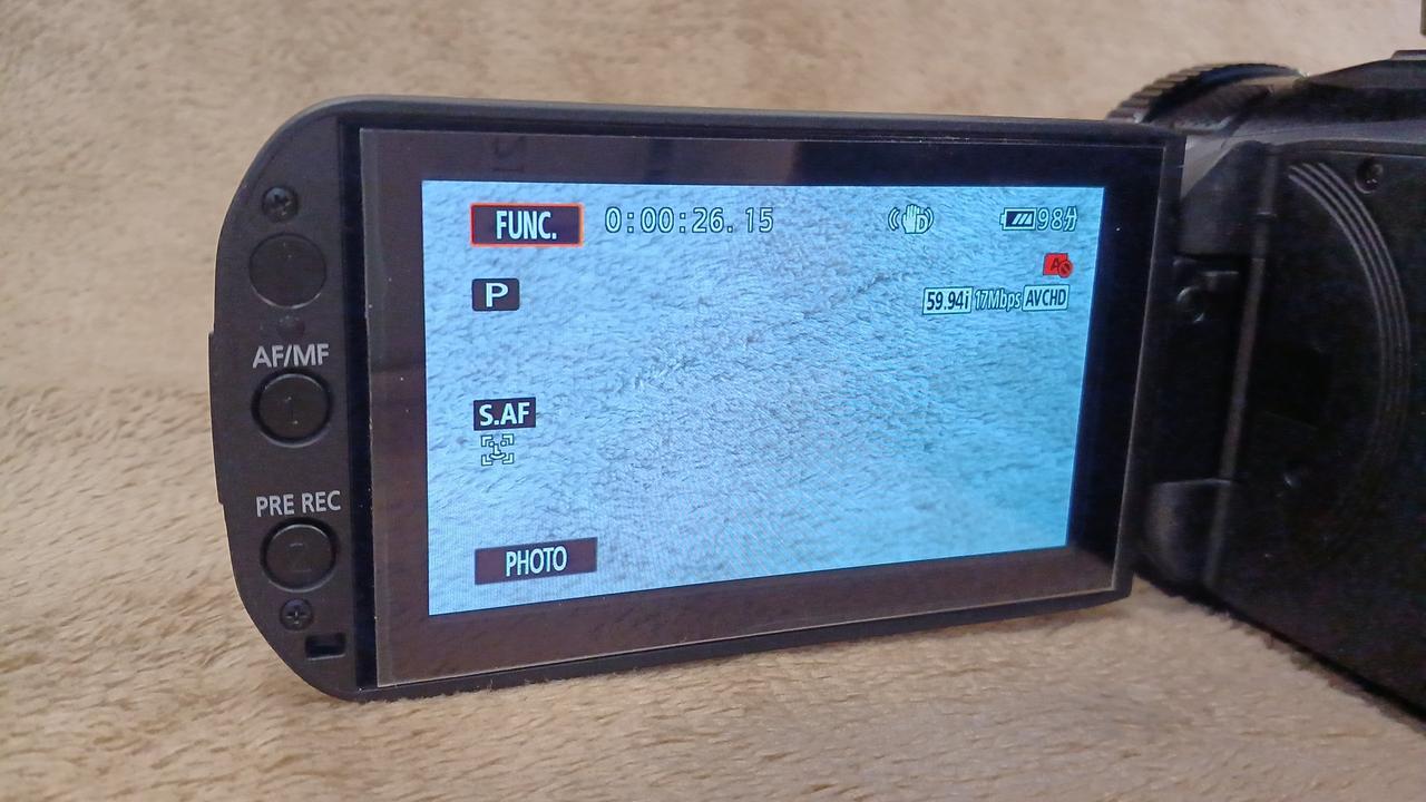 ディスプレイも綺麗な状態です