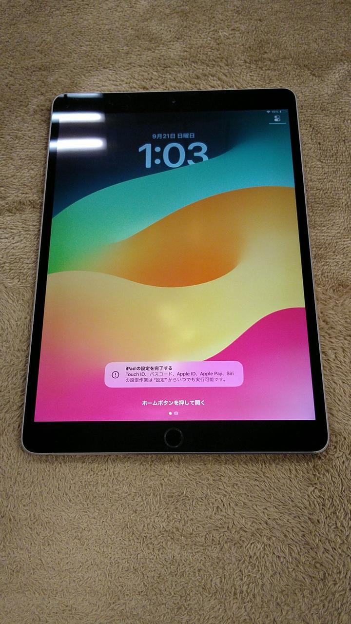 画面光漏れあり