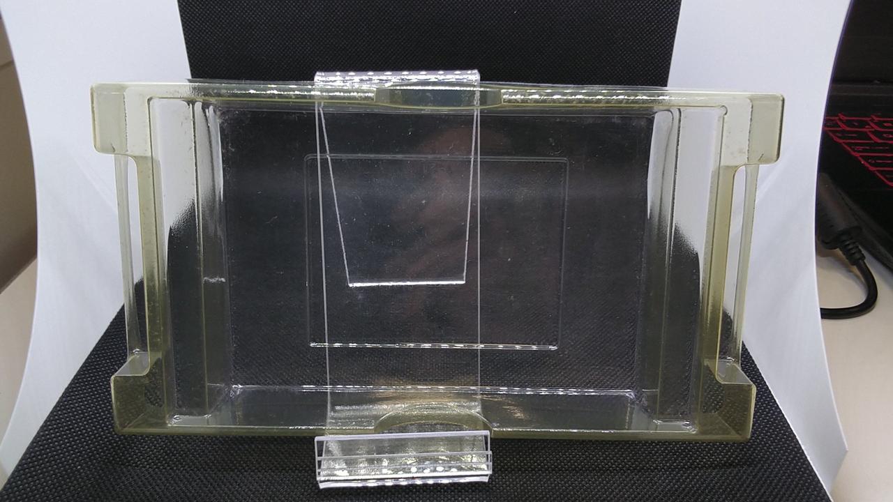 内箱黄ばみあります