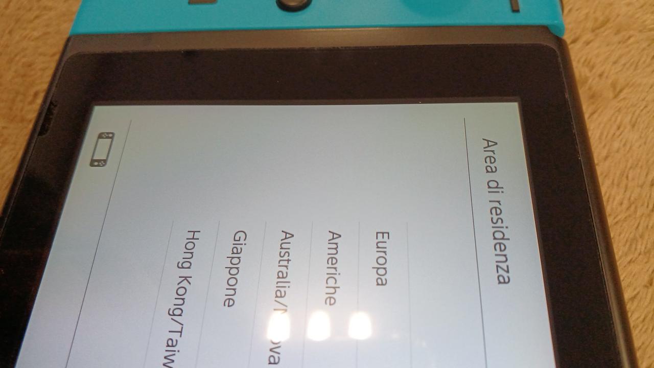 実物は画像よりも黄ばみ多いです