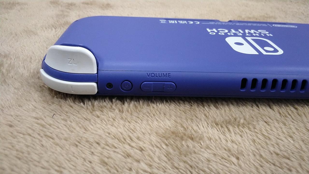 ZLボタン汚れあります