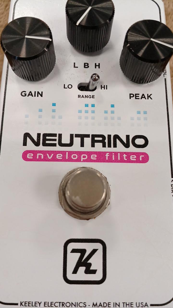 スイッチの周り錆び・汚れあります