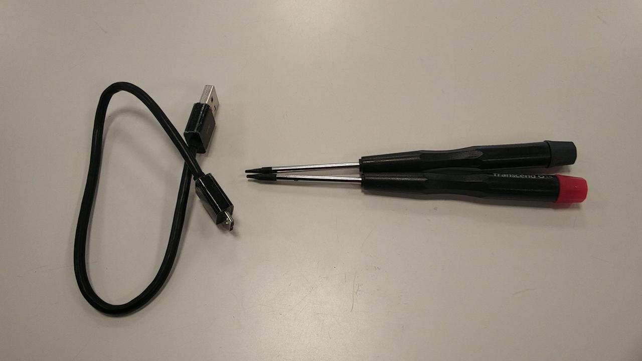 接続ケーブル、ドライバー