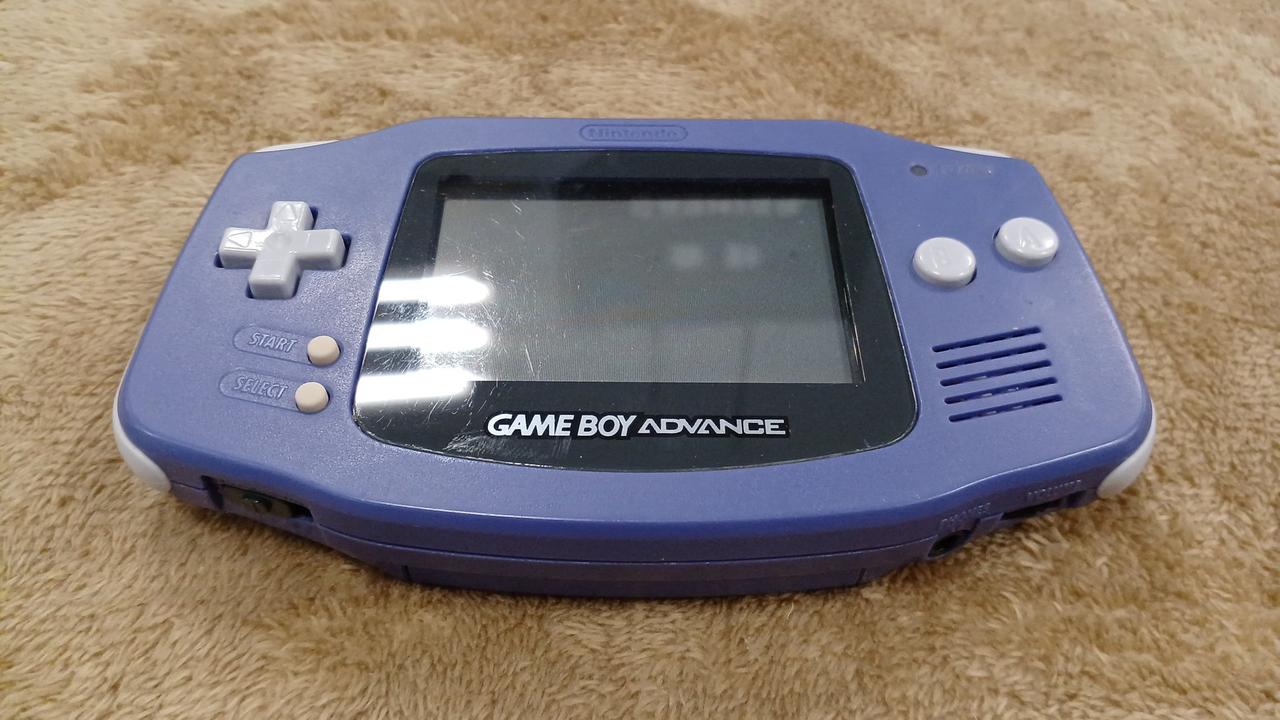 液晶キズあります