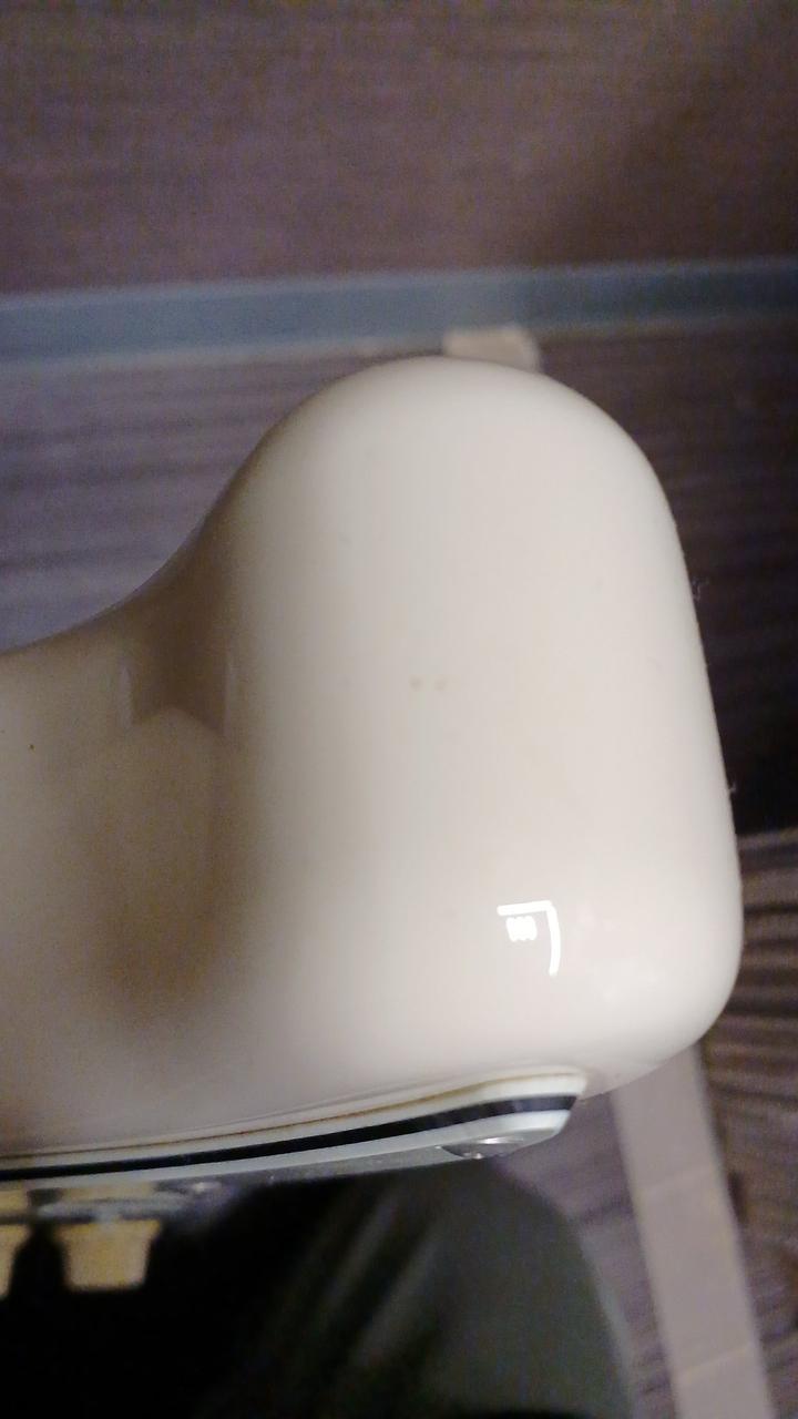 キズ汚れあり。