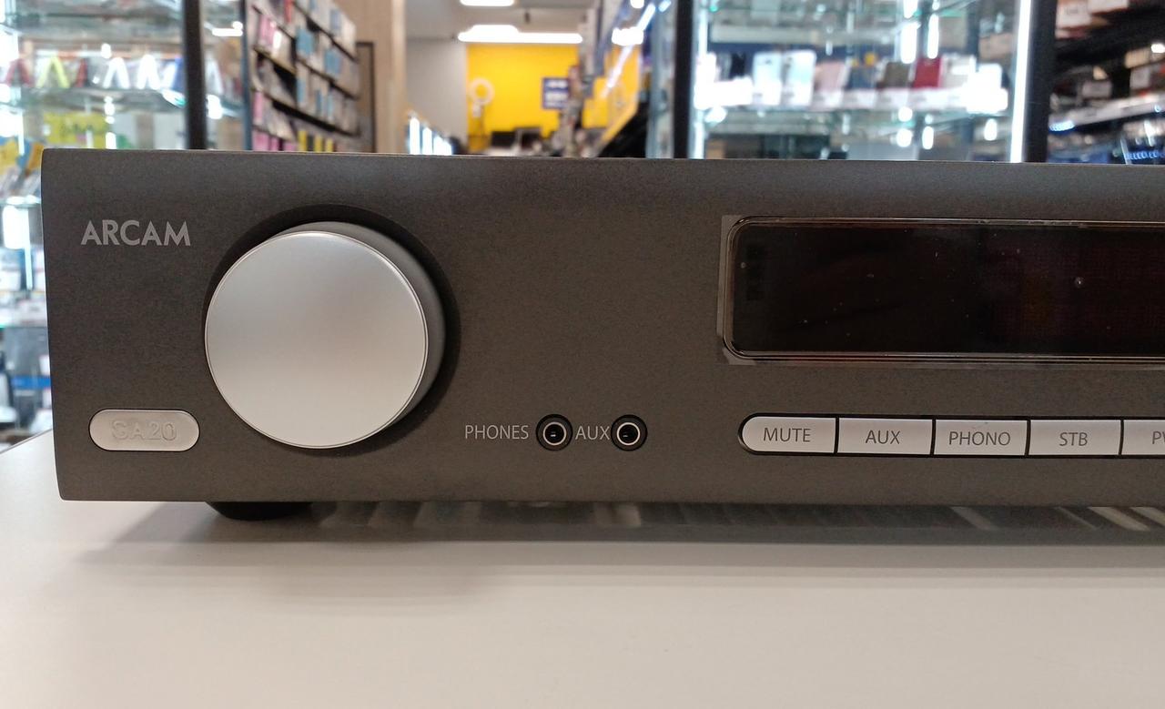 ARCAM SA20 プリメインアンプ Arcam - SA20(Discontinued) - クラスGインテグレーテッドアンプ