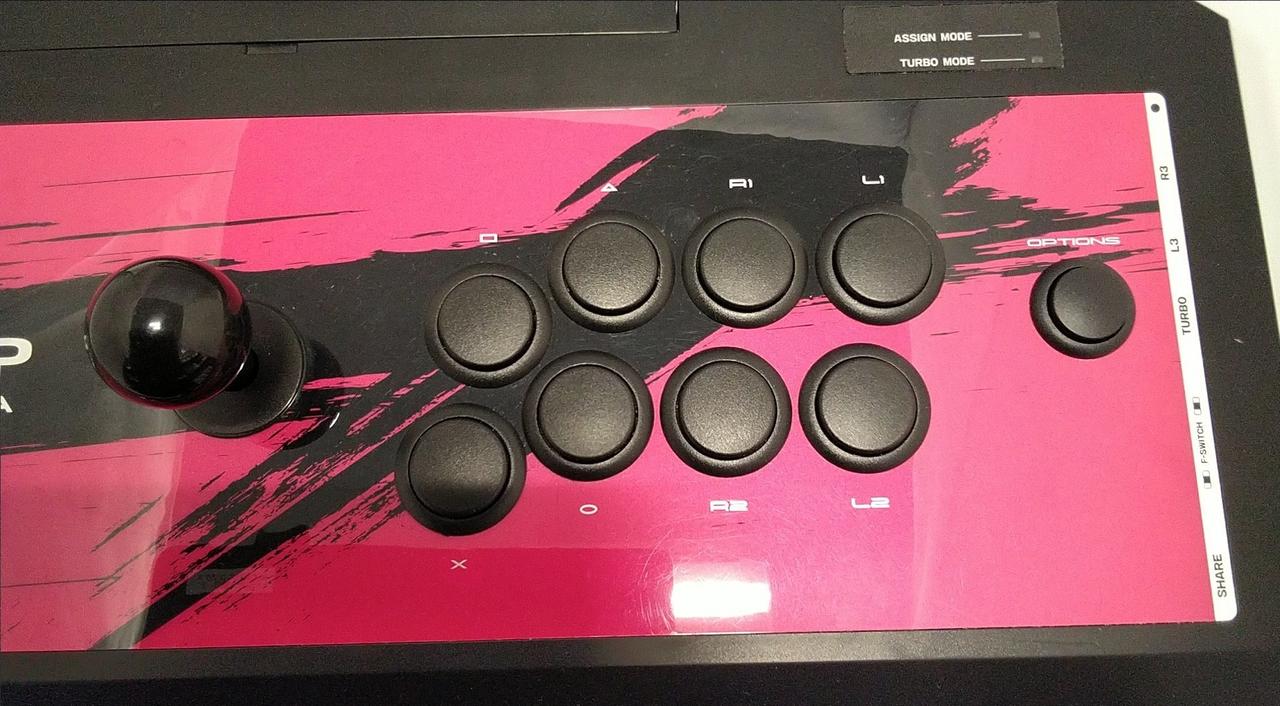 ボタン版面キズ多数見られます