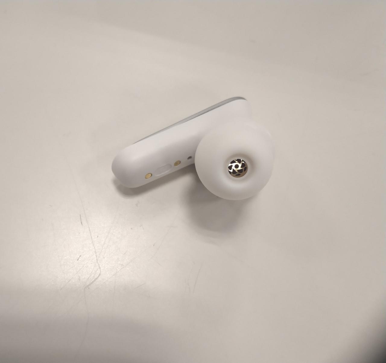 汚れは見られません。