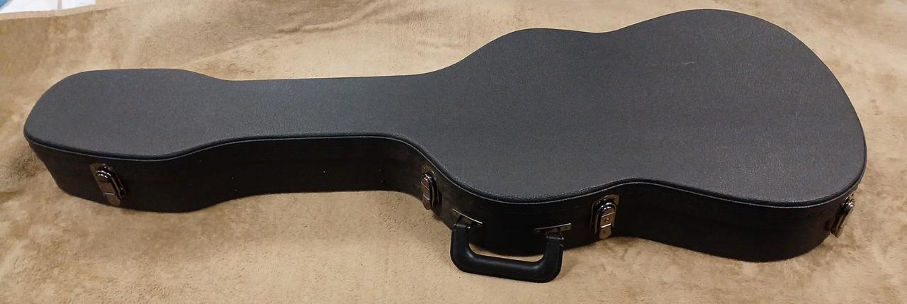 ケースは非純正です