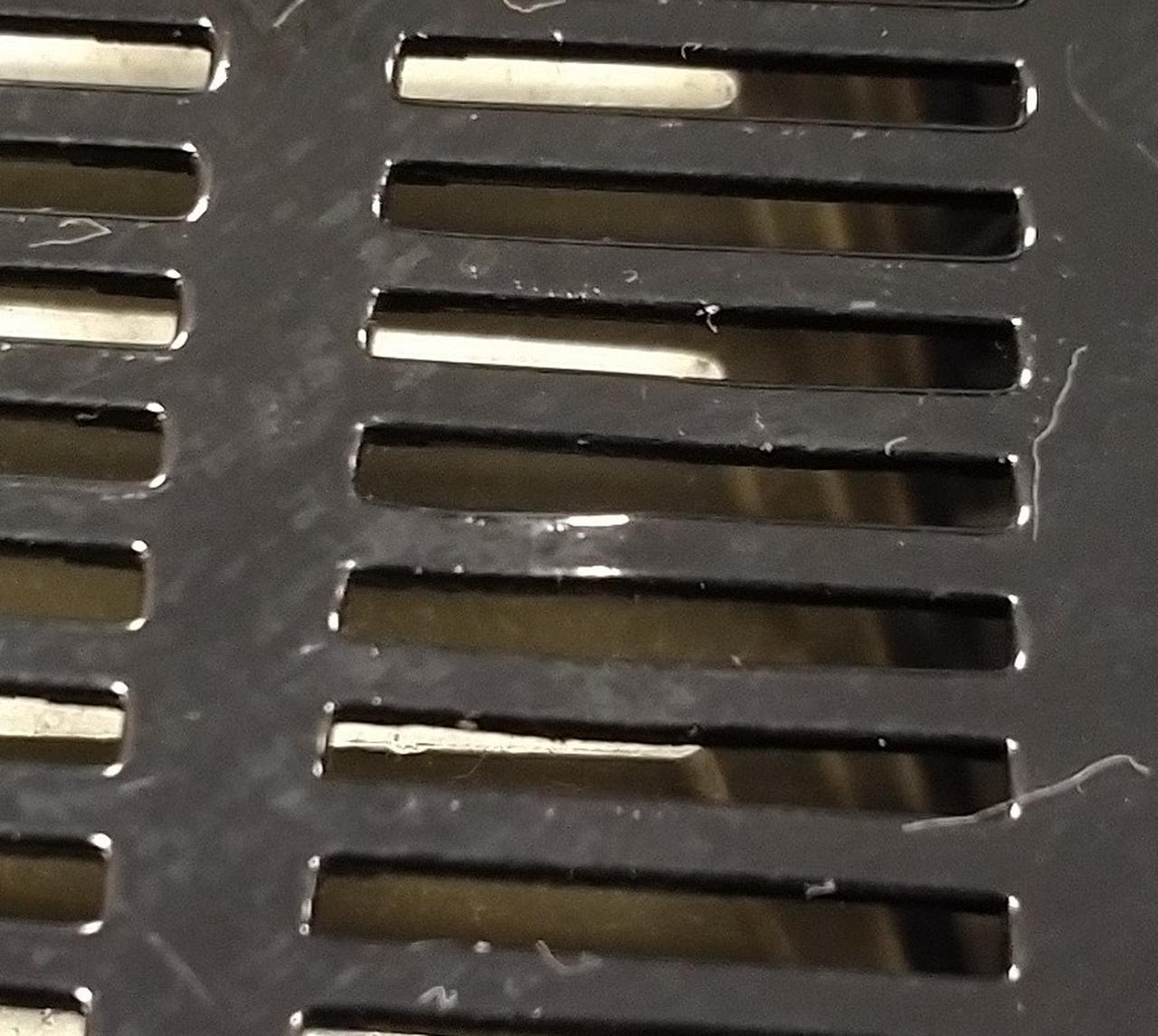 凹みがあります。