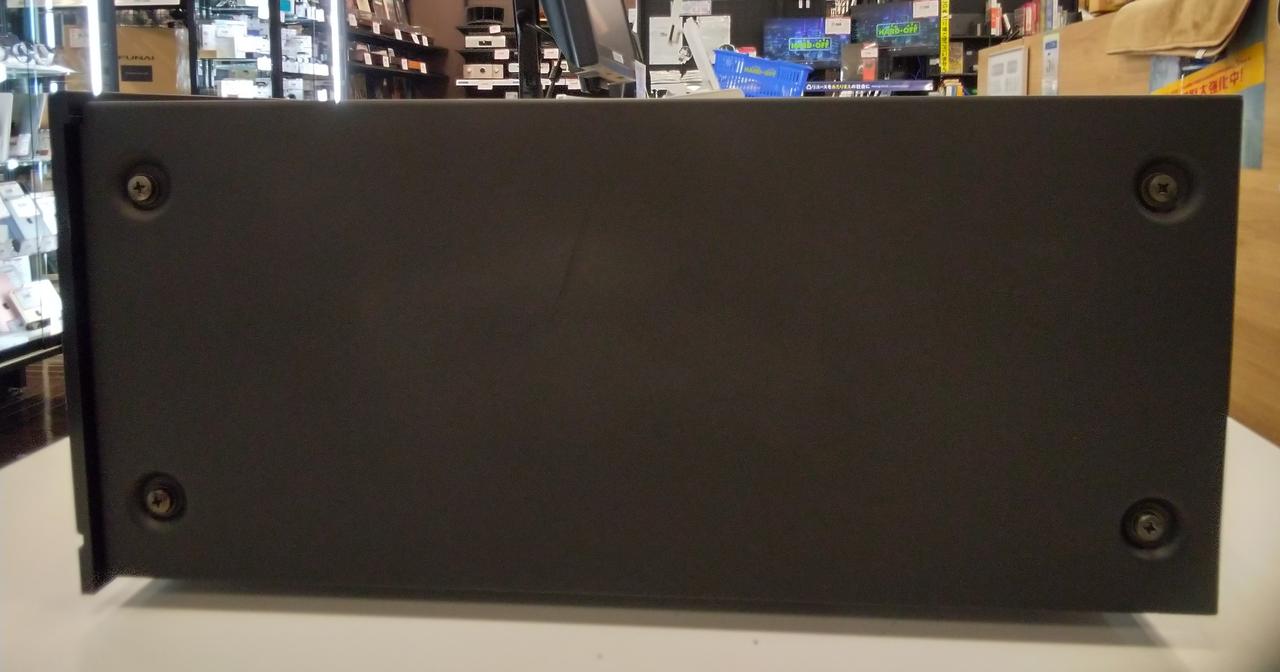 目立つキズは見られません。