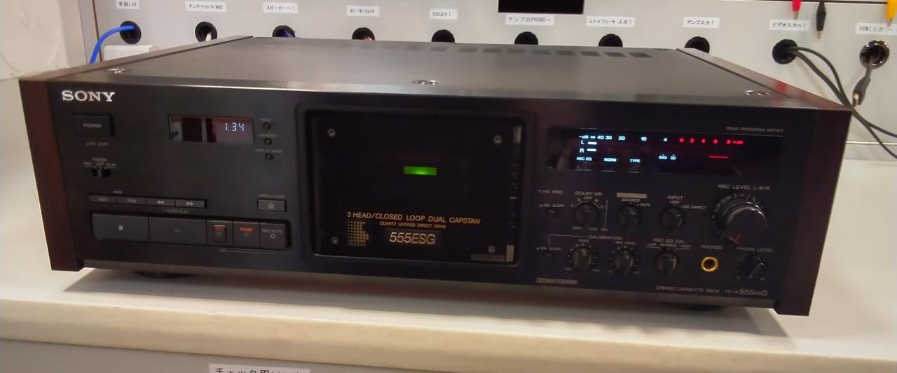 全面にキズは見られません。