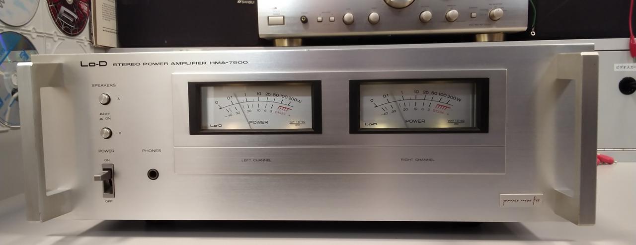 全面にキズは見られません。